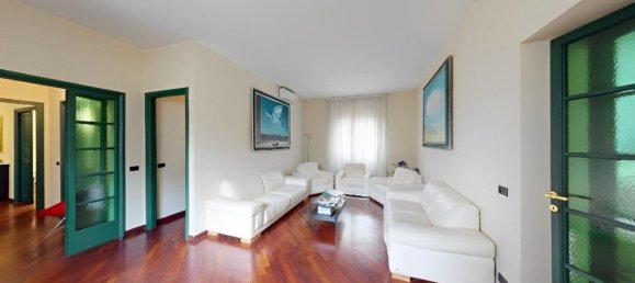 5 rooms Apartment in Florence, Italy No. 177368 6