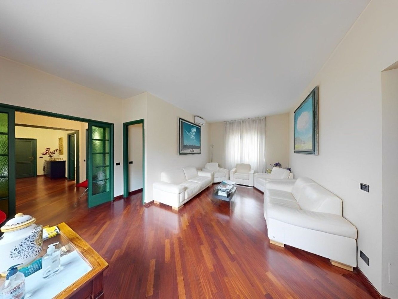 5 rooms Apartment in Florence, Italy No. 177368