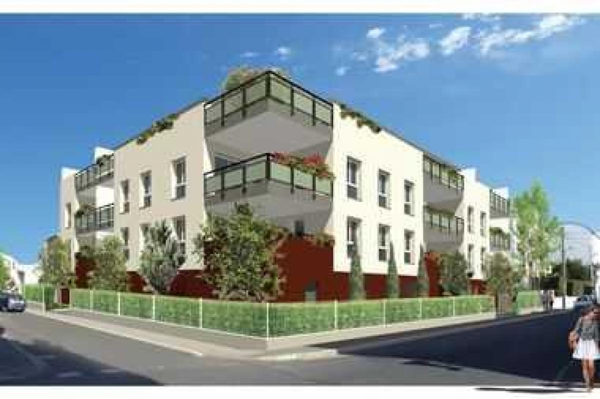 3 bedrooms Condo in Nimes, France No. 33054