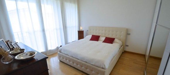 5غرفة منزل ذو طابقين في Cusago, Italy رقم 105028 3