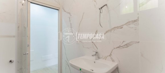2 Schlafzimmer Wohnung in Milan, Italy, Nr. 312588 10