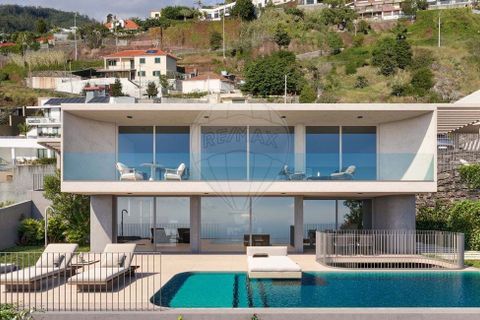 3 bedrooms House in Funchal, Portugal No. 252235