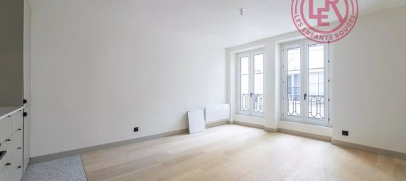 2 bedrooms Apartment in Paris, France No. 149120 2