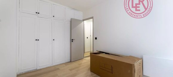 2 bedrooms Apartment in Paris, France No. 149120 7