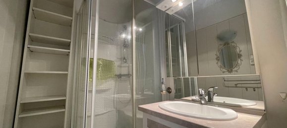 2 bedrooms Apartment in Saint-Mandrier-sur-Mer, France No. 339827 9