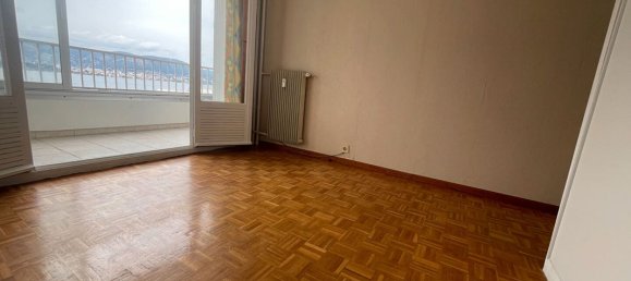 2 bedrooms Apartment in Saint-Mandrier-sur-Mer, France No. 339827 10