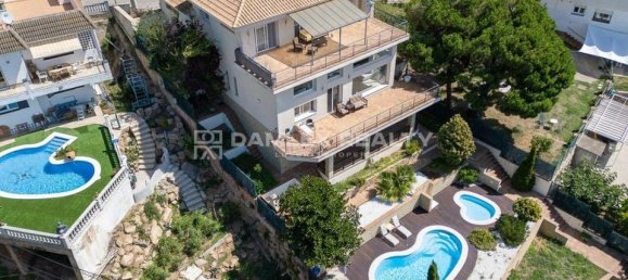 5 bedrooms Villa in Lloret de Mar, Spain No. 183970 6