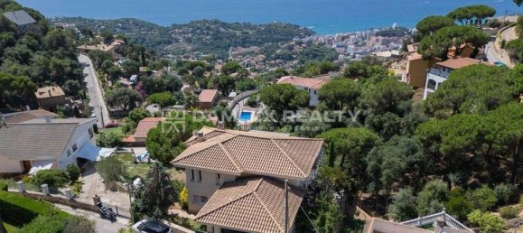 5 bedrooms Villa in Lloret de Mar, Spain No. 183970 10