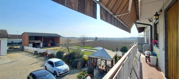 4 rooms House in Carmagnola, Italy No. 145046 16