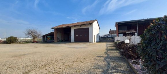 4 rooms House in Carmagnola, Italy No. 145046 26