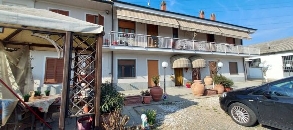 4 rooms House in Carmagnola, Italy No. 145046 25