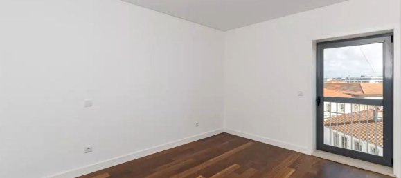 4 bedrooms Apartment in Porto, Portugal No. 78883 13