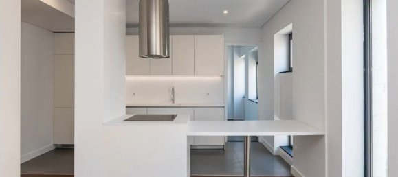 4 bedrooms Apartment in Porto, Portugal No. 78883 5