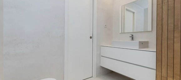 4 bedrooms Apartment in Porto, Portugal No. 78883 19