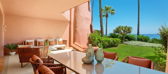 Apartamento de 3 dormitorios en Estepona, Spain No. 170607 35
