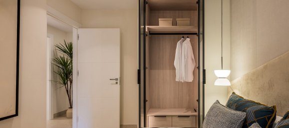 Apartamento de 3 dormitorios en Estepona, Spain No. 170607 14