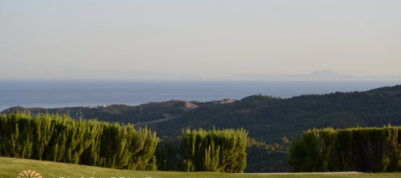 5 bedrooms Villa in Benahavis, Spain No. 1379 7