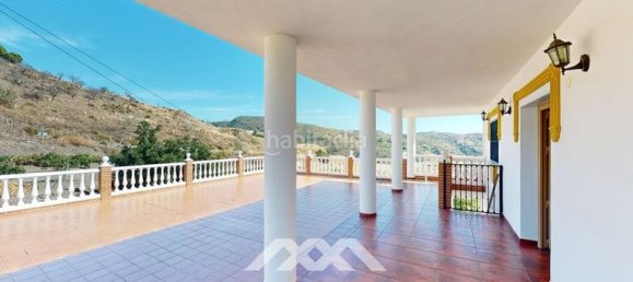 5 bedrooms House in Sedella, Spain No. 43050 40