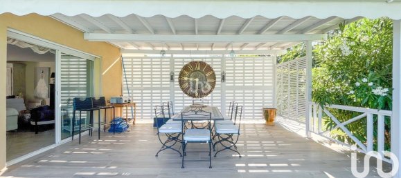 Villa de 4 dormitorios en Saint-Raphael, France No. 295667 4