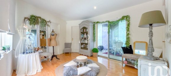 Villa de 4 dormitorios en Saint-Raphael, France No. 295667 13