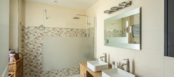 5 bedrooms House in Mompia, Spain No. 174467 17