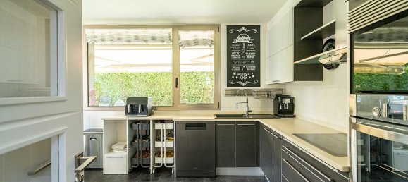 5 bedrooms House in Mompia, Spain No. 174467 8