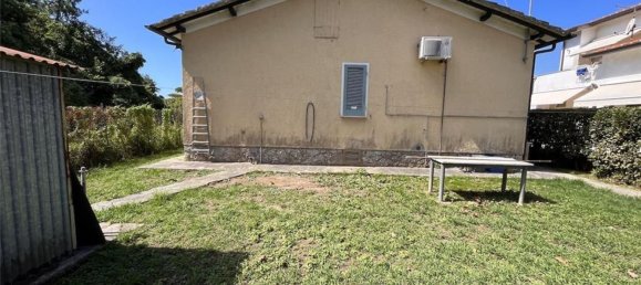 2 bedrooms Villa in Forte dei Marmi, Italy No. 371014 3