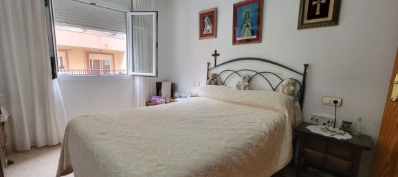 Apartamento de 2 dormitorios en Torrevieja, Spain No. 189484 2