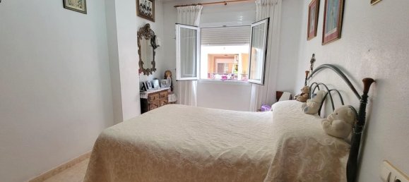 Apartamento de 2 dormitorios en Torrevieja, Spain No. 189484 11