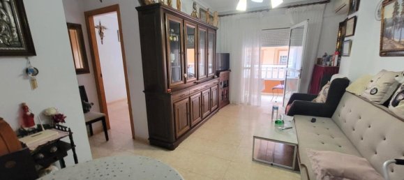 Apartamento de 2 dormitorios en Torrevieja, Spain No. 189484 9