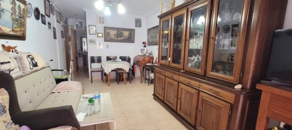 Apartamento de 2 dormitorios en Torrevieja, Spain No. 189484 10