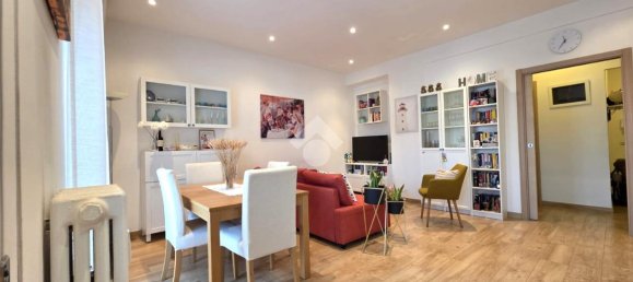 2 rooms Apartment in Rome, Italy No. 234944 8