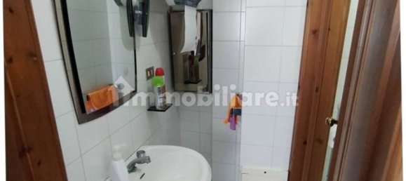 Oficina de 3 habitaciónes en Brindisi, Italy No. 302204 8