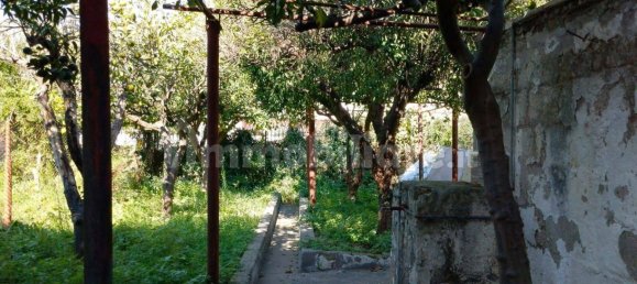 Apartamento de 4 dormitorios en Mondragone, Italy No. 268250 36