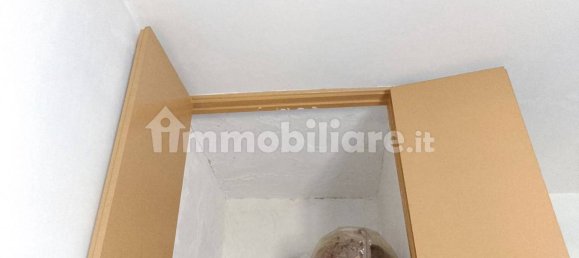 Apartamento de 4 dormitorios en Mondragone, Italy No. 268250 23