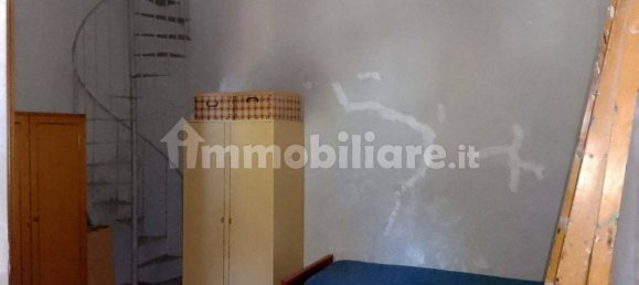 Apartamento de 4 dormitorios en Mondragone, Italy No. 268250 15