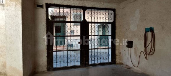 Apartamento de 4 dormitorios en Mondragone, Italy No. 268250 6
