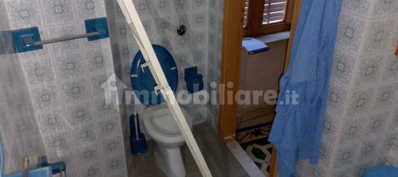 Apartamento de 4 dormitorios en Mondragone, Italy No. 268250 30