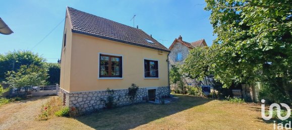 3 bedrooms House in Amilly, France No. 215329 3