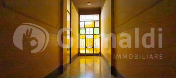 Apartamento de 1 dormitorio en Milan, Italy No. 295235 32