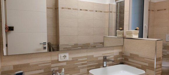 Квартира с 3 спальнями в Пезаро, Италия № 345178 27