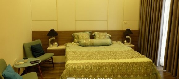 3 bedrooms Villa in Long Bien, Vietnam No. 1089 6