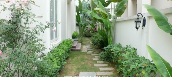 3 bedrooms Villa in Long Bien, Vietnam No. 1089 18