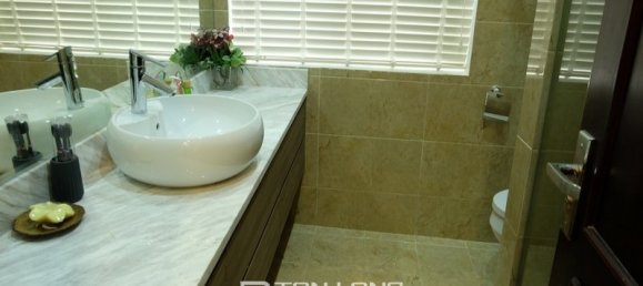 3 bedrooms Villa in Long Bien, Vietnam No. 1089 9