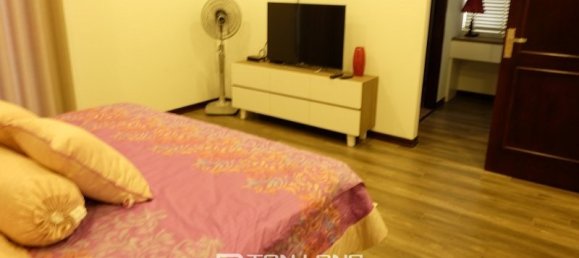 3 bedrooms Villa in Long Bien, Vietnam No. 1089 17