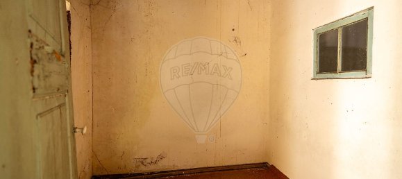 3 bedrooms House in Abrantes, Portugal No. 29092 7