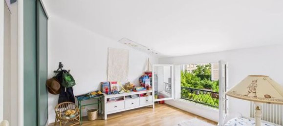 5 bedrooms House in Chatou, France No. 279539 10