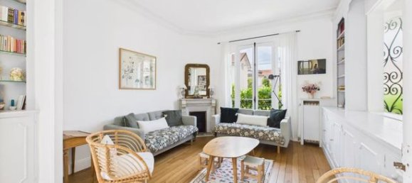 5 bedrooms House in Chatou, France No. 279539 3