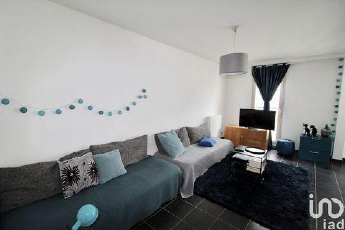 Condominio de 2 dormitorios en Amiens, France No. 8149