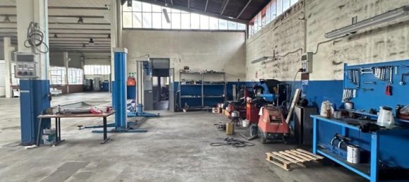 مستودع في Massa, Italy 1600متر مربع رقم 63227 18